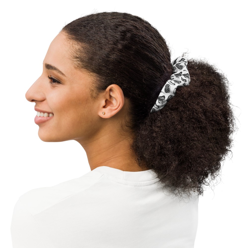 Meaty White Scrunchie